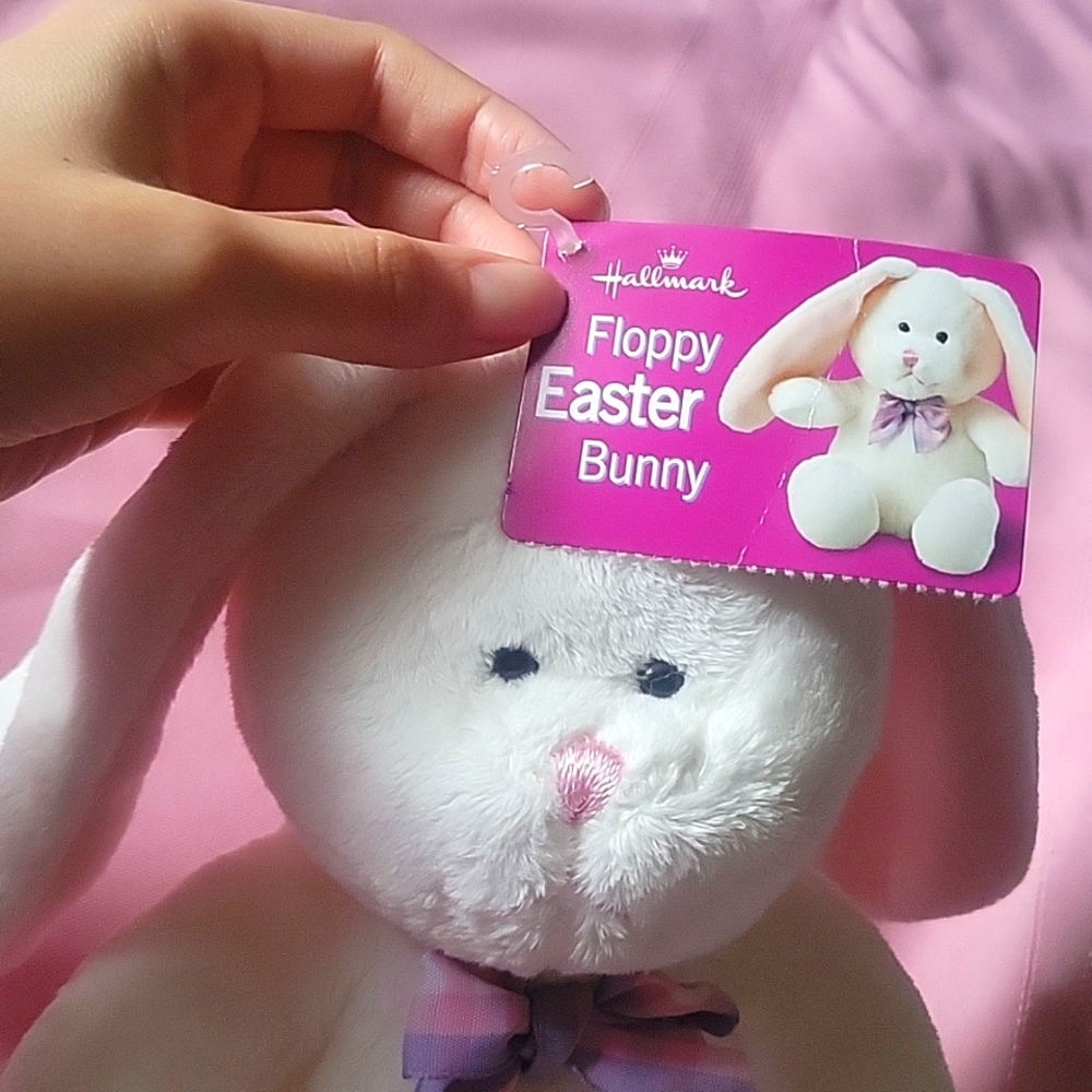 NWT Hallmark Floppy Easter Bunny - Picture 8 of 8